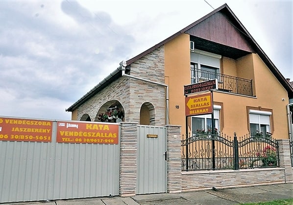 Kiadó Apartman Jászberény-Kata Vendégház Jászberényben